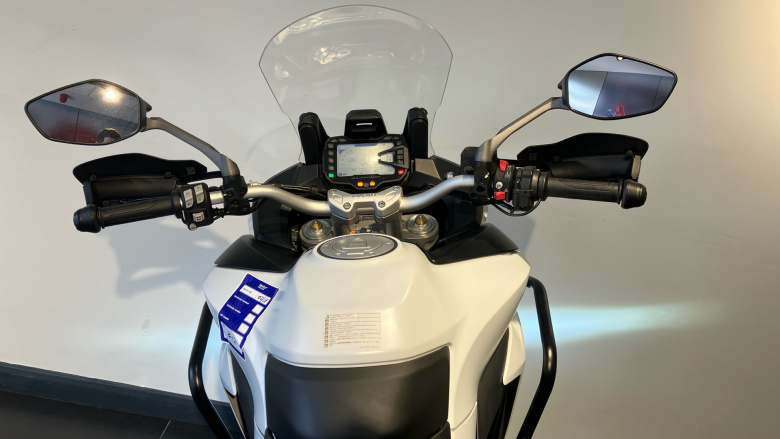 Ducati Multistrada 950 - Red